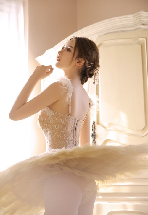 免费看泰国变性女合葬母狗马驴三级片组图